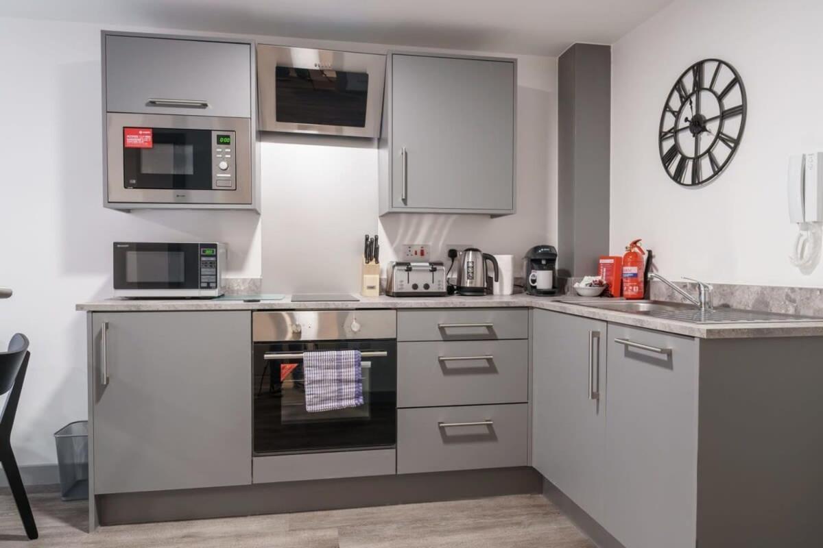 Lovely 1 Bed Apartment In Liverpool Centre Dış mekan fotoğraf